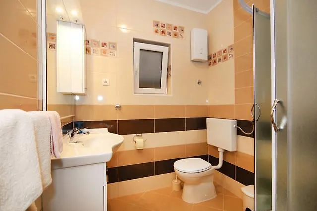 Villa Rosanda Apartments Τρογκίρ