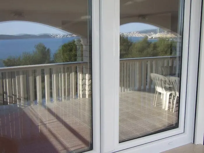 Villa Rosanda Apartments Τρογκίρ 0*,  Κροατία